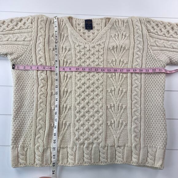 Paul James Wool Cable knit V-neck Sweater women’s size medium - Picture 5 of 7